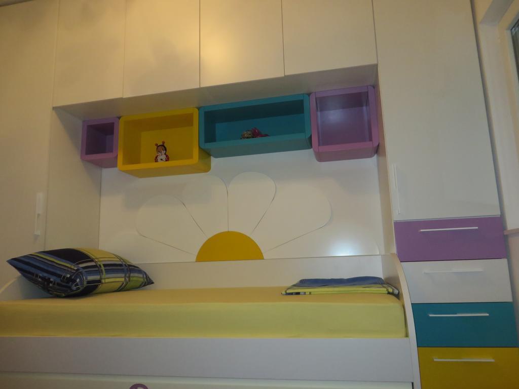 Apartment Simaris - Spacious With Terrace And Sea View Sibenik Exterior photo